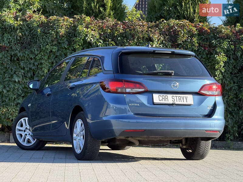 Универсал Opel Astra 2017 в Стрые