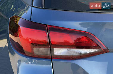 Универсал Opel Astra 2017 в 