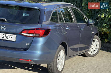 Универсал Opel Astra 2017 в 
