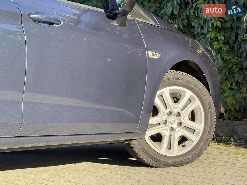Универсал Opel Astra 2017 в Стрые