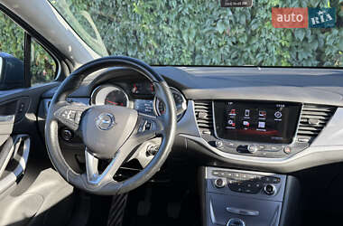 Универсал Opel Astra 2017 в 