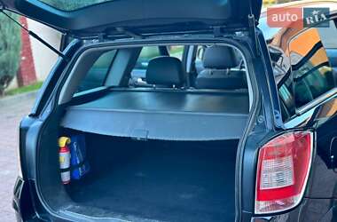 Универсал Opel Astra 2010 в 
