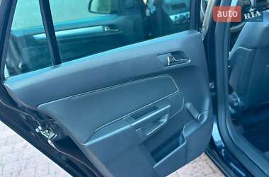 Универсал Opel Astra 2010 в 