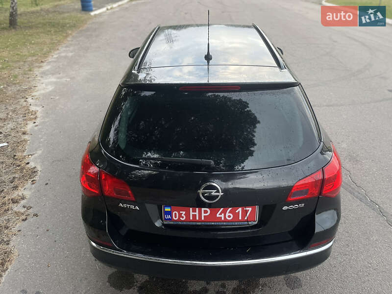 Универсал Opel Astra 2013 в Ковеле