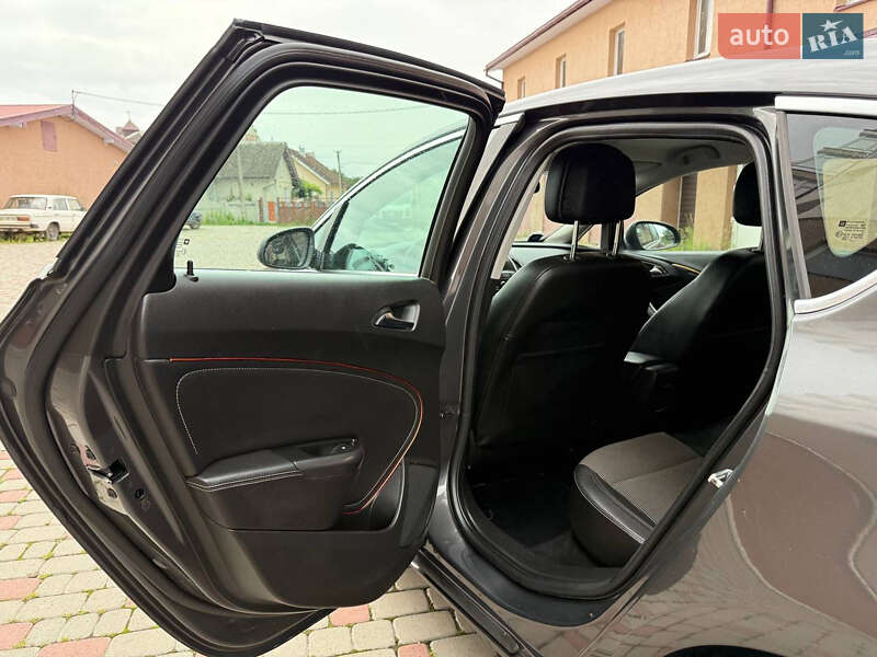 Хэтчбек Opel Astra 2010 в Ивано-Франковске