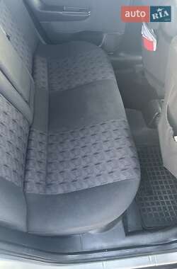 Хэтчбек Opel Astra 2002 в 