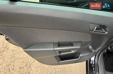 Универсал Opel Astra 2009 в 