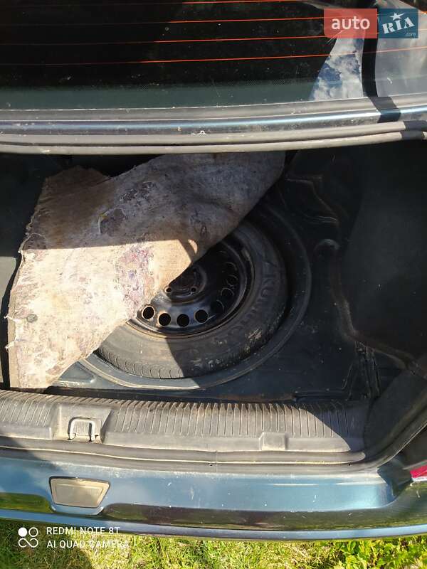 Седан Opel Astra 2004 в Городке