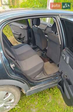 Седан Opel Astra 2004 в 