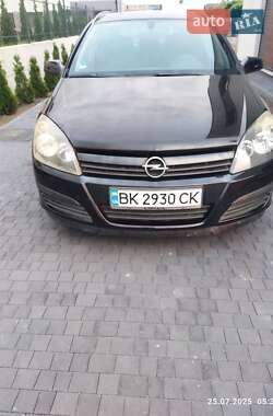 Универсал Opel Astra 2004 в 