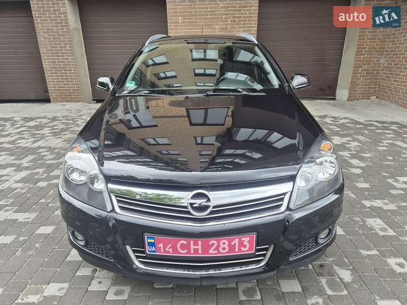Универсал Opel Astra 2010 в Бердичеве