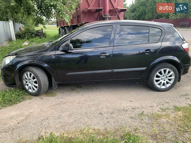 Хэтчбек Opel Astra 2005 в Хмельнике фото 4 Хэтчбек Opel Astra 2005 в Хмельнике