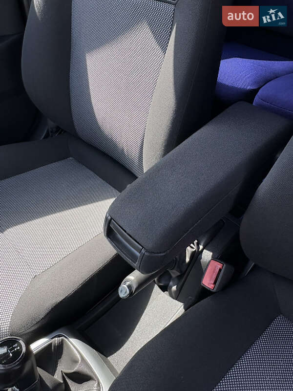 Универсал Opel Astra 2010 в Белой Церкви