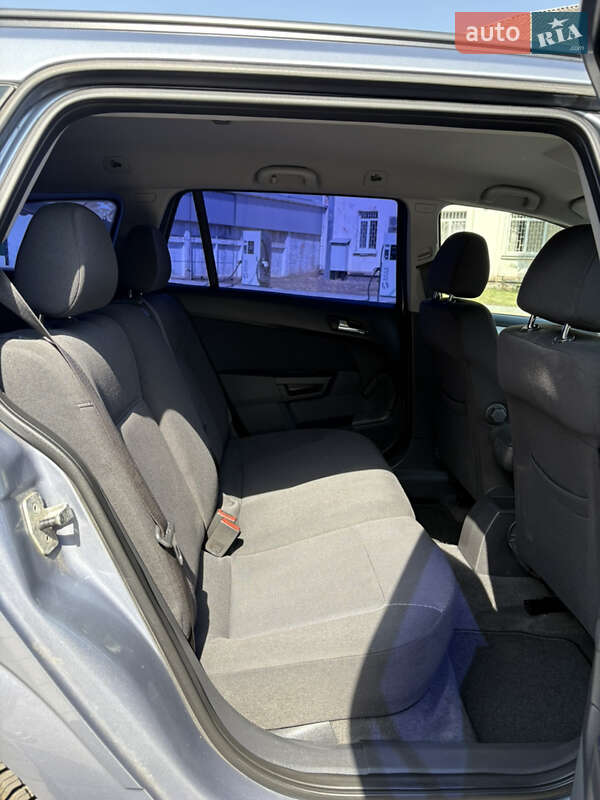 Универсал Opel Astra 2010 в Белой Церкви