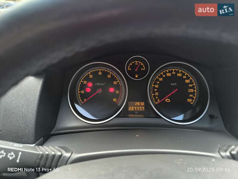 Универсал Opel Astra 2009 в Шепетовке