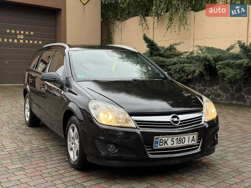 Универсал Opel Astra 2008 в 