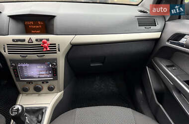 Универсал Opel Astra 2008 в 