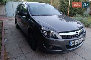 Универсал Opel Astra 2009 в 