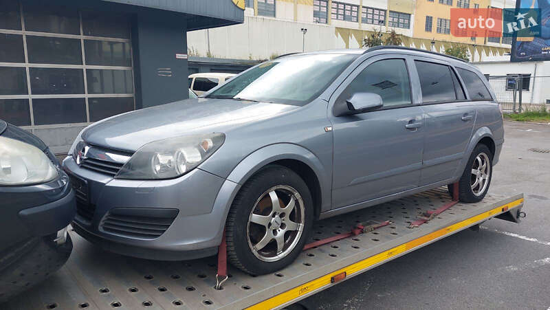 Универсал Opel Astra 2006 в Луцке