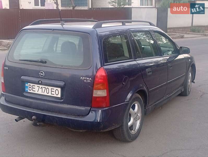 Opel Astra 2000