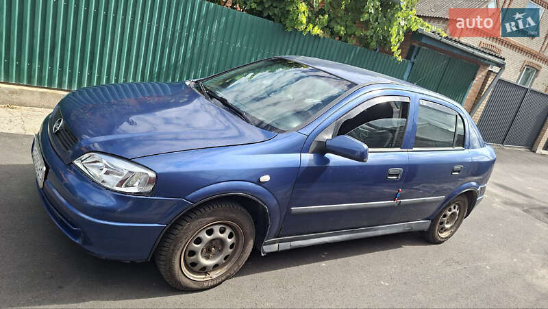 Opel Astra 2006