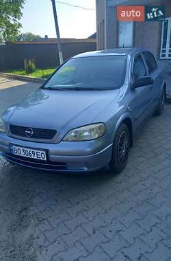 Седан Opel Astra 2007 в Малинцах