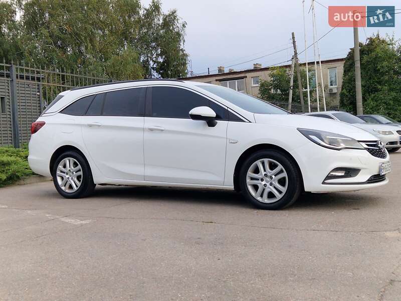 Универсал Opel Astra 2017 в Сумах фото 13 Универсал Opel Astra 2017 в Сумах