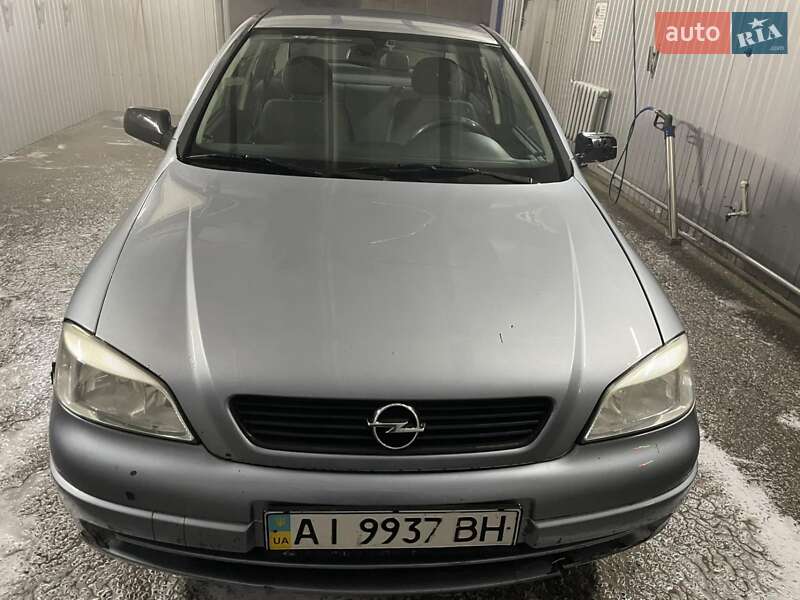 Седан Opel Astra 2007 в Лысянке