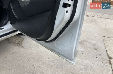 Хэтчбек Opel Astra 2010 в 