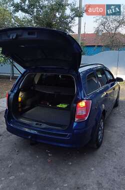 Универсал Opel Astra 2009 в 