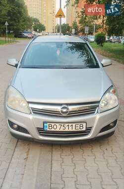 Універсал Opel Astra 2008 в Збаражі