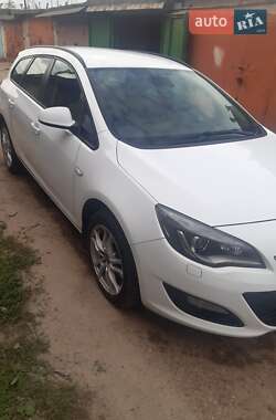 Универсал Opel Astra 2015 в Харькове