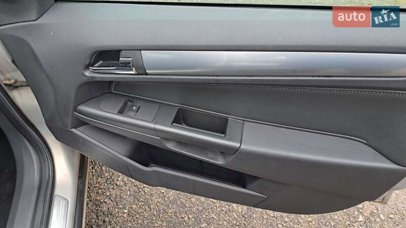 Хэтчбек Opel Astra 2008 в Умани