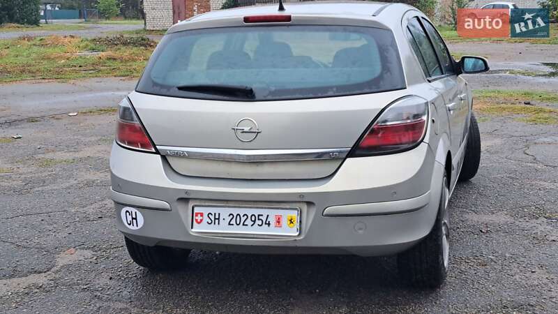 Хэтчбек Opel Astra 2008 в Умани