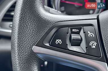 Универсал Opel Astra 2013 в 