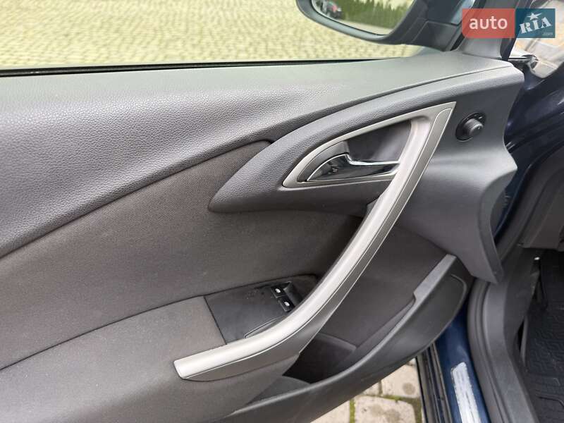 Хэтчбек Opel Astra 2010 в Шептицькому
