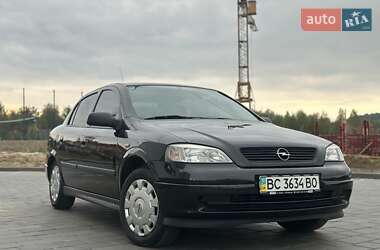 Седан Opel Astra 2008 в 
