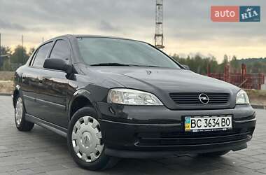 Седан Opel Astra 2008 в 
