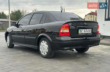 Седан Opel Astra 2008 в 