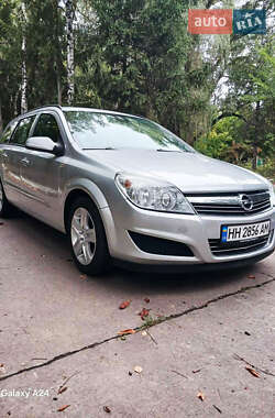 Универсал Opel Astra 2009 в 