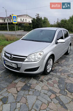 Хэтчбек Opel Astra 2009 в Бердичеве