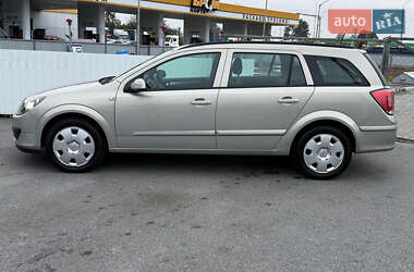 Универсал Opel Astra 2006 в 