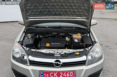 Универсал Opel Astra 2006 в 
