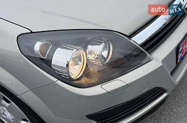 Универсал Opel Astra 2006 в 