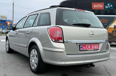 Универсал Opel Astra 2006 в 