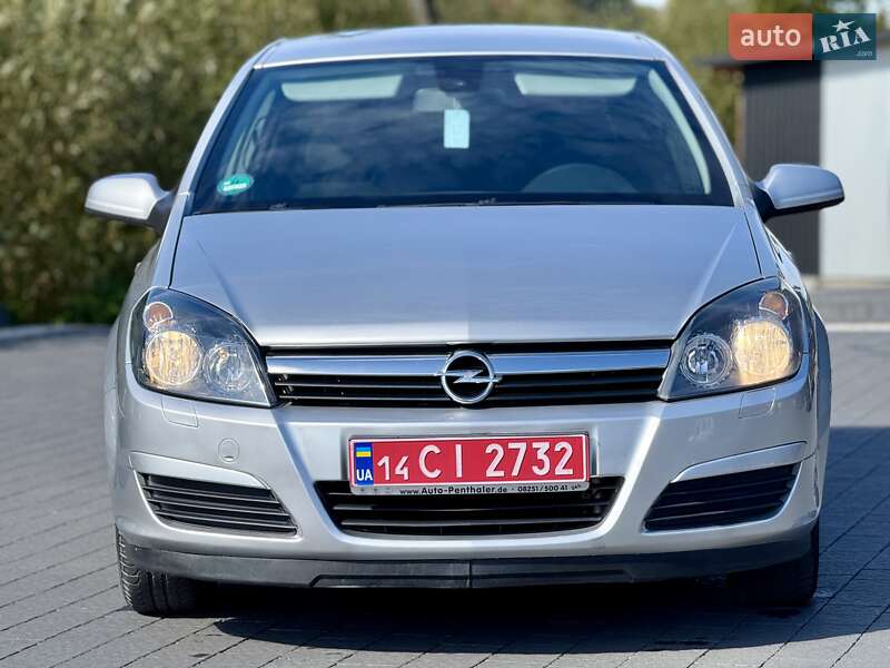 Хэтчбек Opel Astra 2006 в Межгорье
