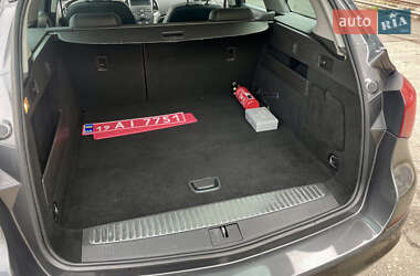 Универсал Opel Astra 2011 в 