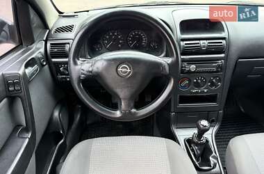 Седан Opel Astra 2008 в 