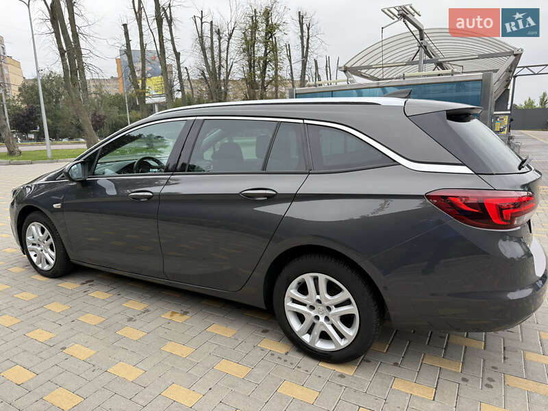 Универсал Opel Astra 2016 в Виннице