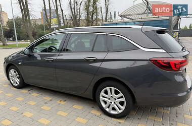 Универсал Opel Astra 2016 в 